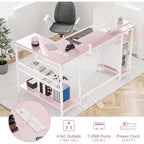 Petit bureau de jeu avec prises de courant