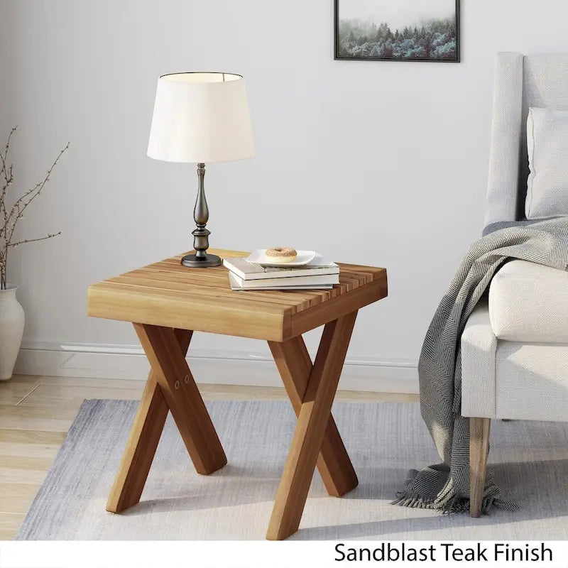 Table d'appoint de ferme en bois d'acacia avec base croisée, finition teck sablé, 18"x18"x18"