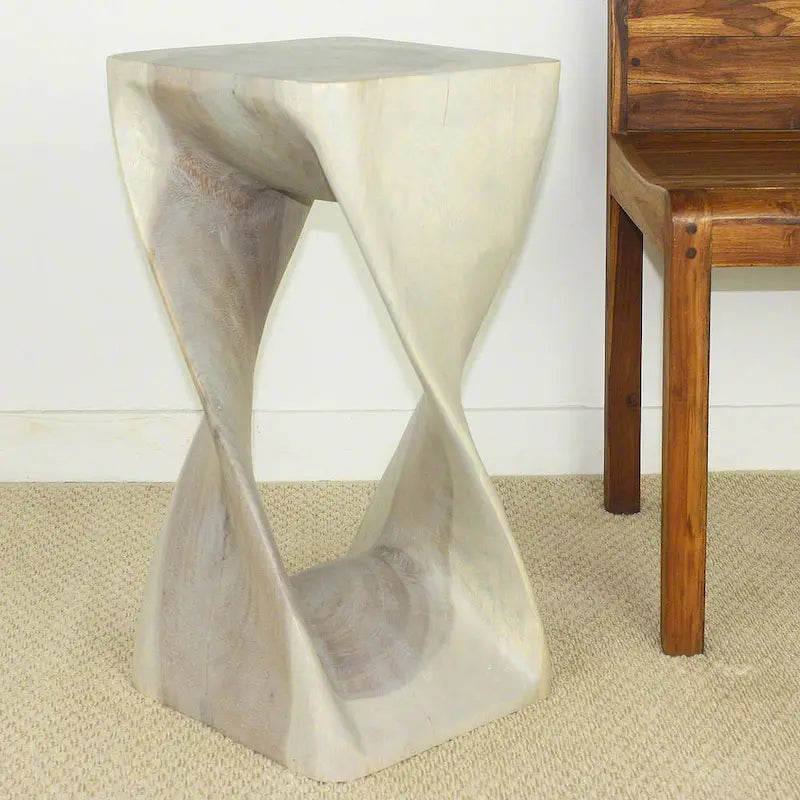 Tabouret torsion en bois massif 12"x12"x23", tabouret d'appoint sculptural fait à la main, finition huile grise