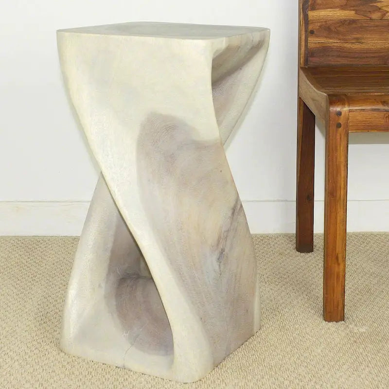 Tabouret torsion en bois massif 12"x12"x23", tabouret d'appoint sculptural fait à la main, finition huile grise