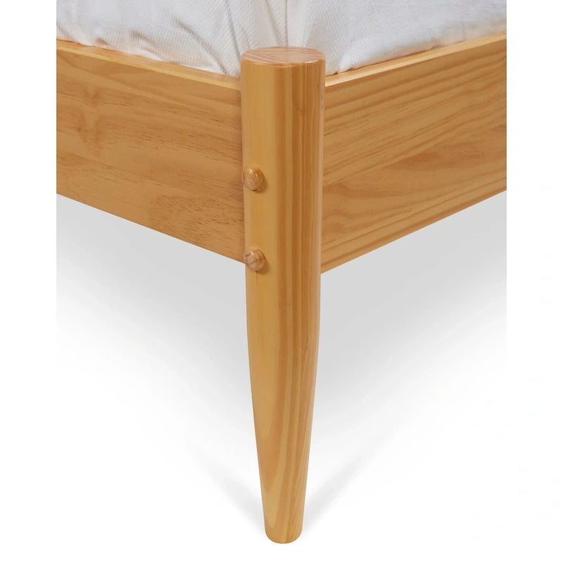 Lit plateforme en bois massif de taille Queen, style Mid-Century